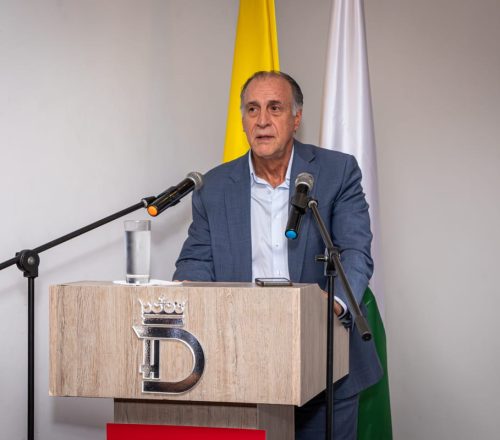EPM recibe el Premio Club de la Prensa de Medellín en sus 70 años de historia